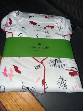 kate spade White Pajamas with Red & Black Graphic Prints NWT